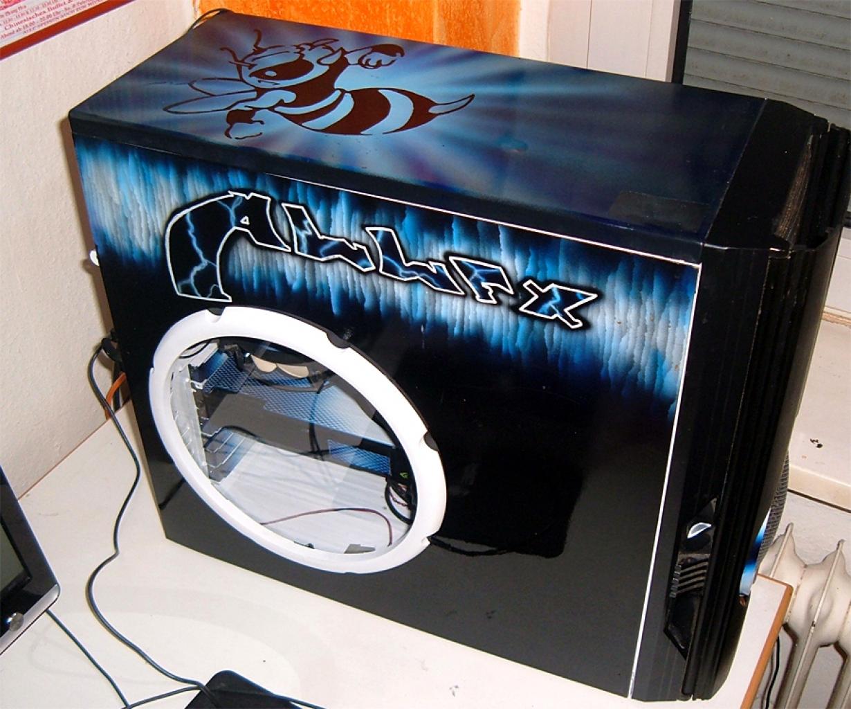 [15/04/2011] Casemod-Projekt Nanosick: Airbrush-Offensive bei Riesenlüfter-Tower (22)