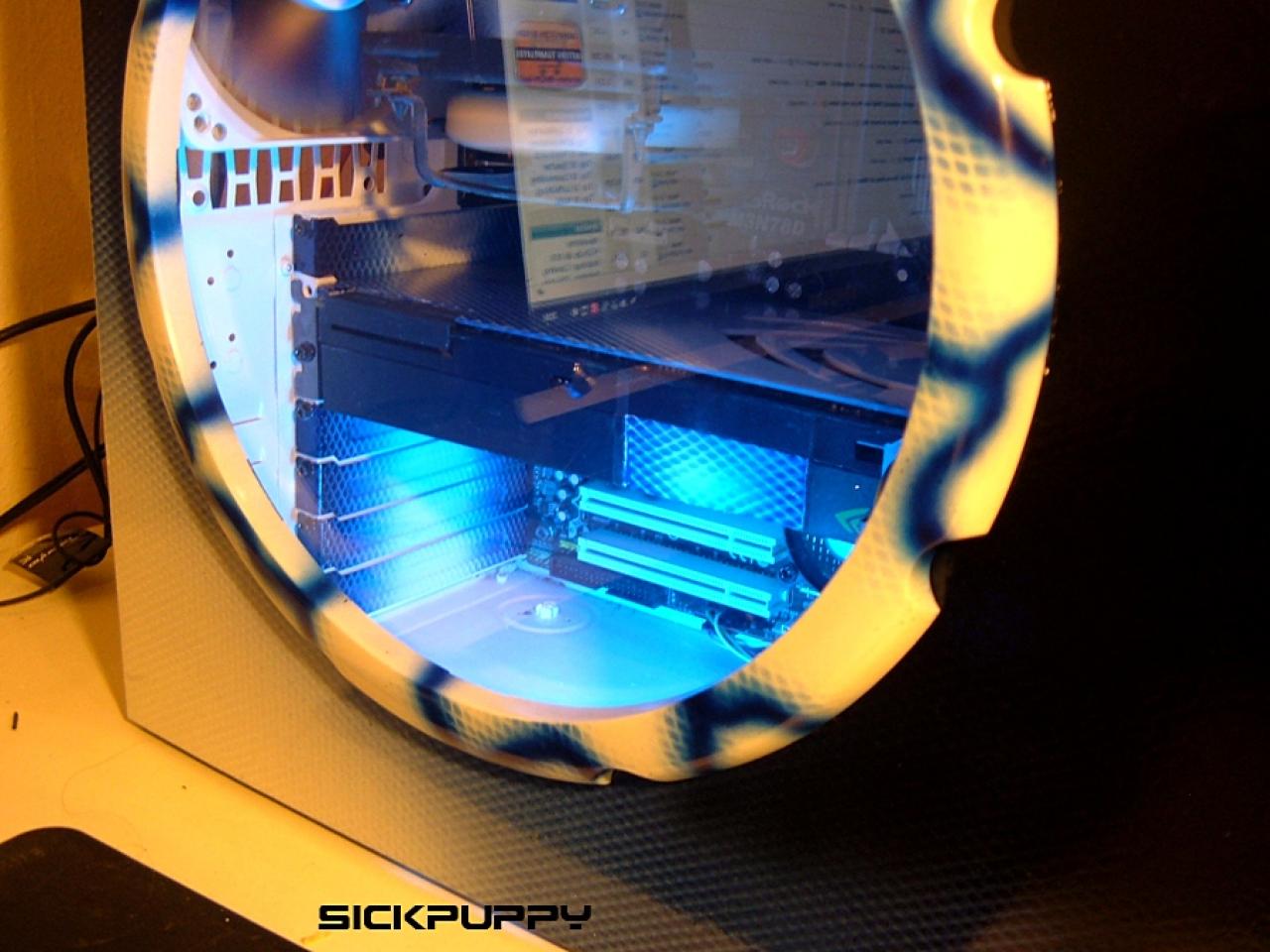 [15/04/2011] Casemod-Projekt Nanosick: Airbrush-Offensive bei Riesenlüfter-Tower (26)
