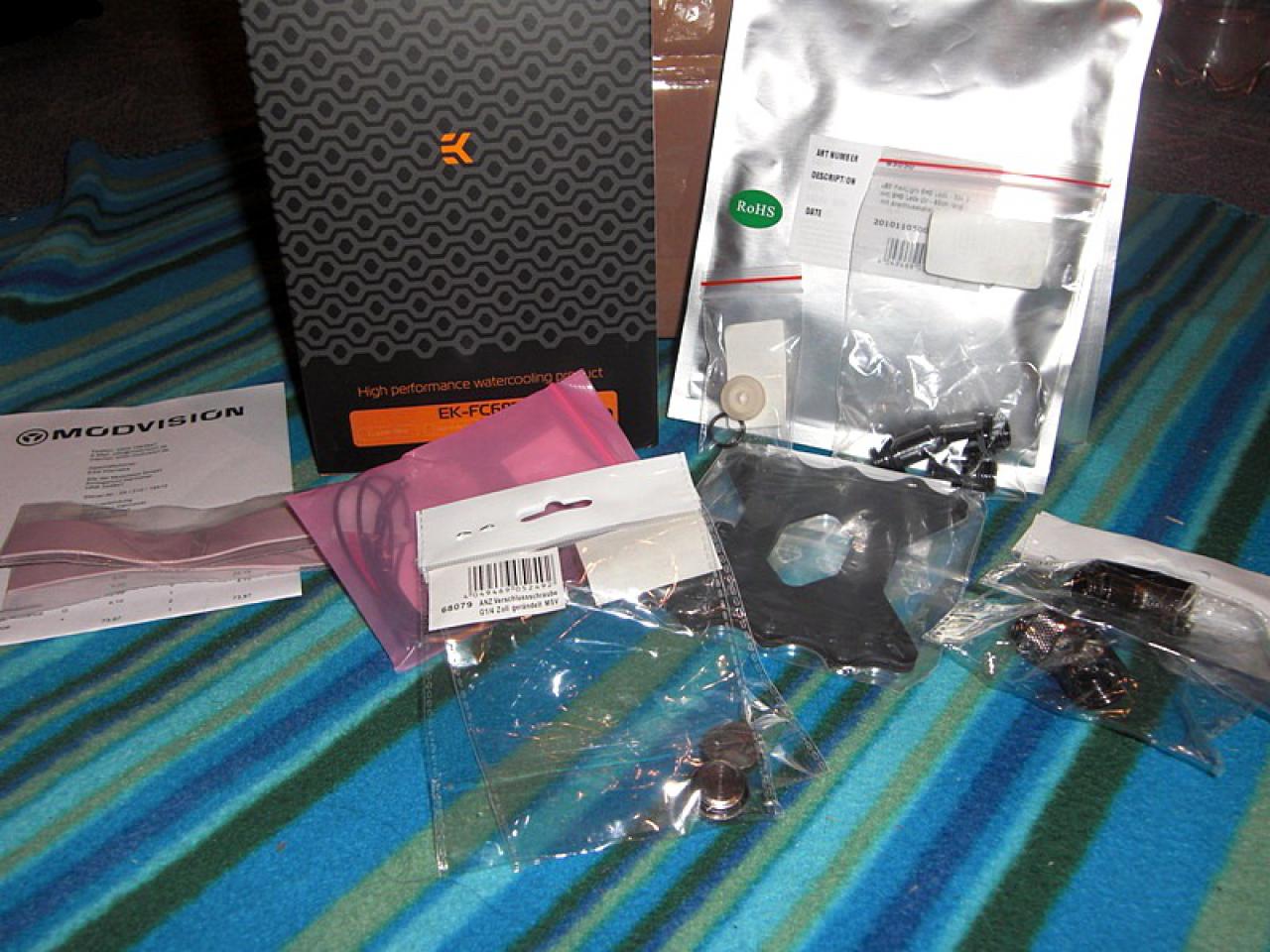 [15/04/2011] Cosmos S trifft Asus ROG trifft Lego Star Wars: absurdes Casemodding bei PCGHX (18)