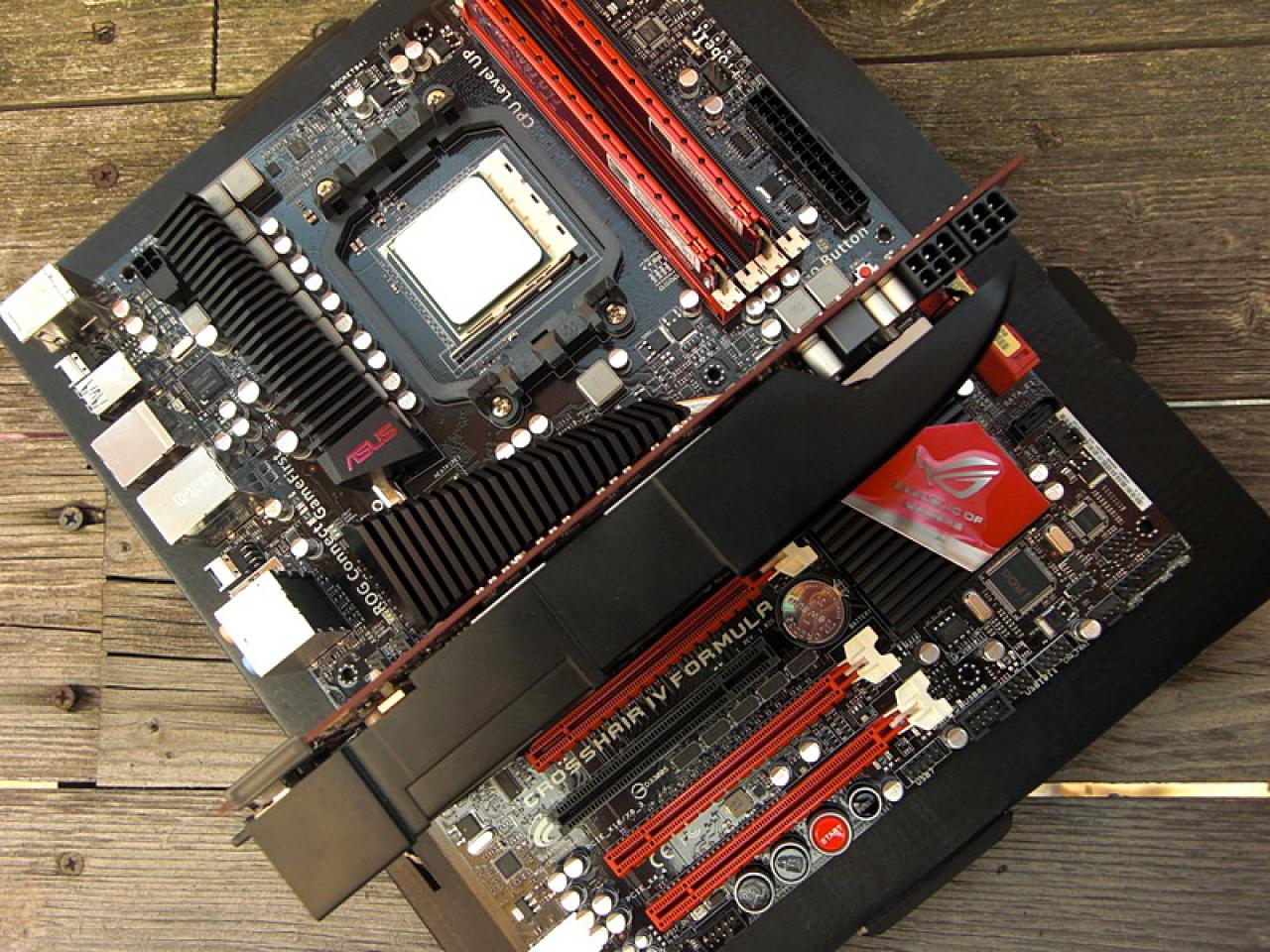 [15/04/2011] Cosmos S trifft Asus ROG trifft Lego Star Wars: absurdes Casemodding bei PCGHX (25)