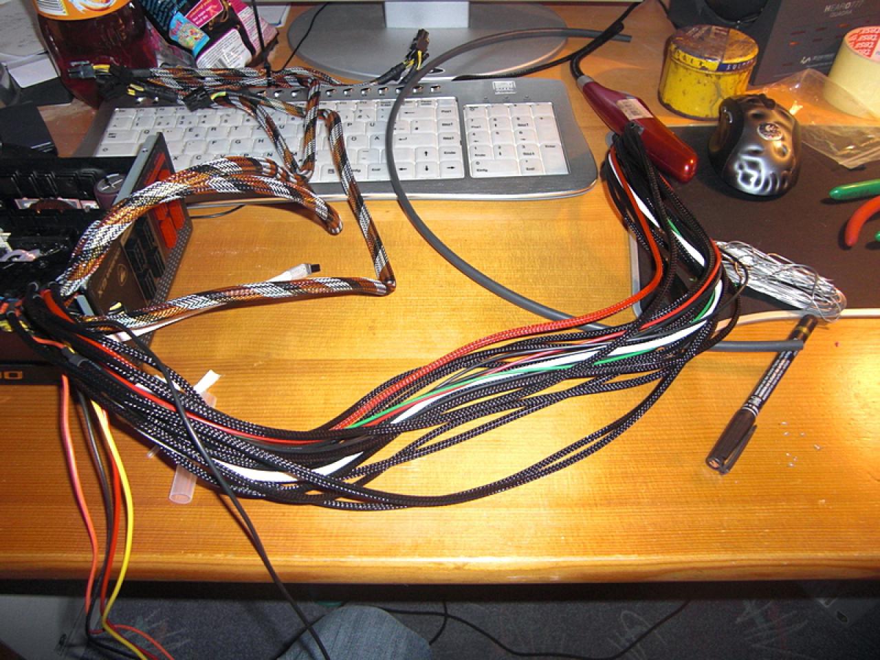 [15/04/2011] Cosmos S trifft Asus ROG trifft Lego Star Wars: absurdes Casemodding bei PCGHX (36)