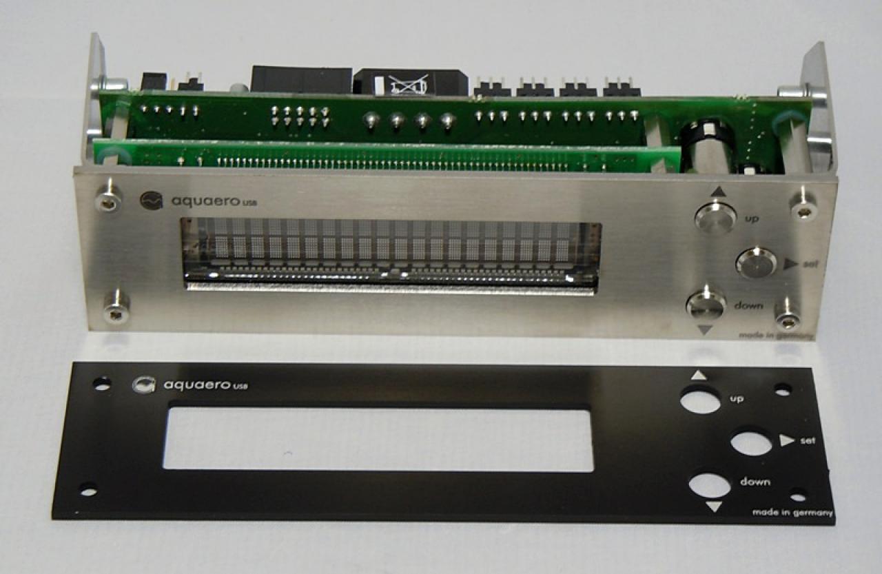 [21/04/2011] Luxus-Tagebuch: Spielen auf drei Bildschirmen, tolle Hardware im Supertower (9)