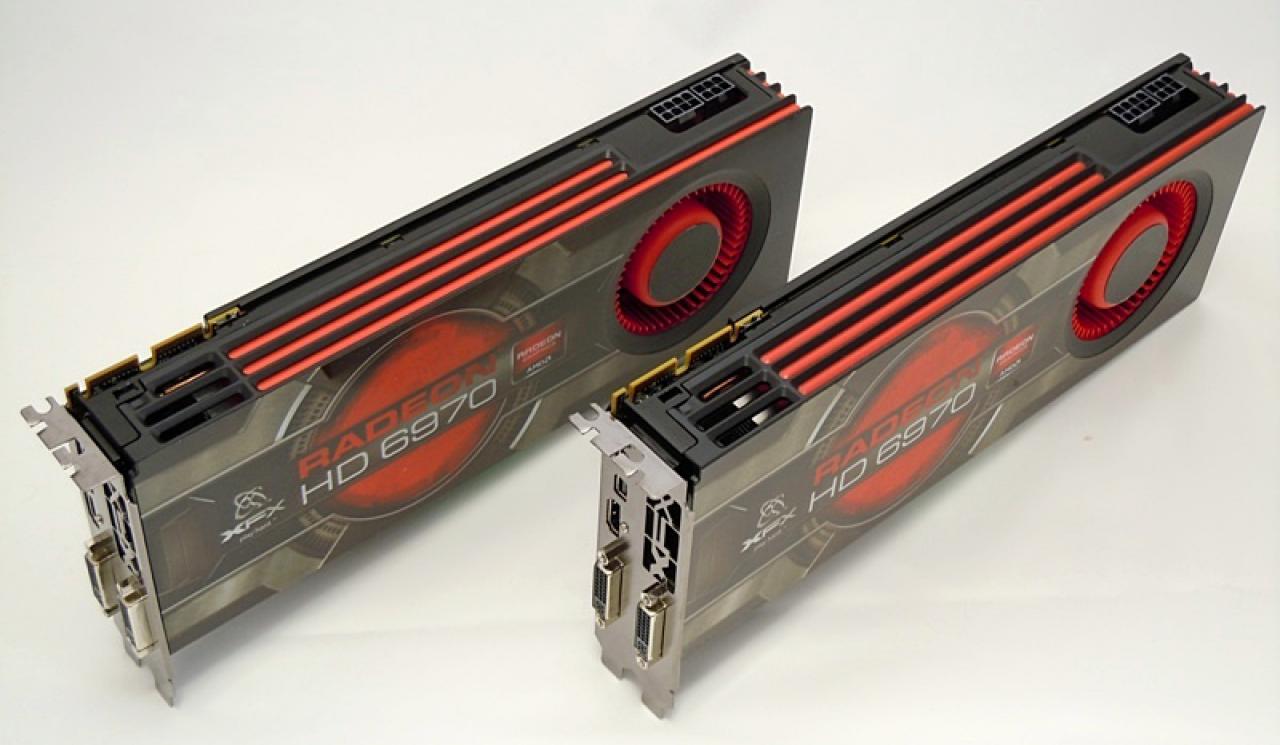 [21/04/2011] Luxus-Tagebuch: Spielen auf drei Bildschirmen, tolle Hardware im Supertower (73)