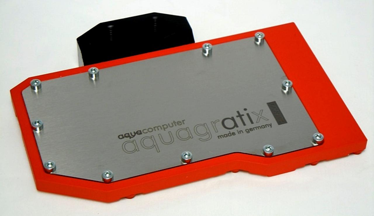 [21/04/2011] Luxus-Tagebuch: Spielen auf drei Bildschirmen, tolle Hardware im Supertower (96)