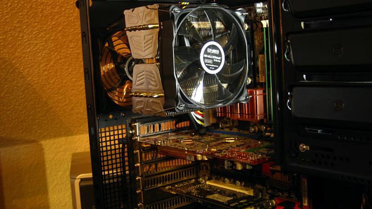 [29/04/2011] Langzeittagebuch mit überraschendem Defekt: Silverstone Fortress FT01 in elegant (6)