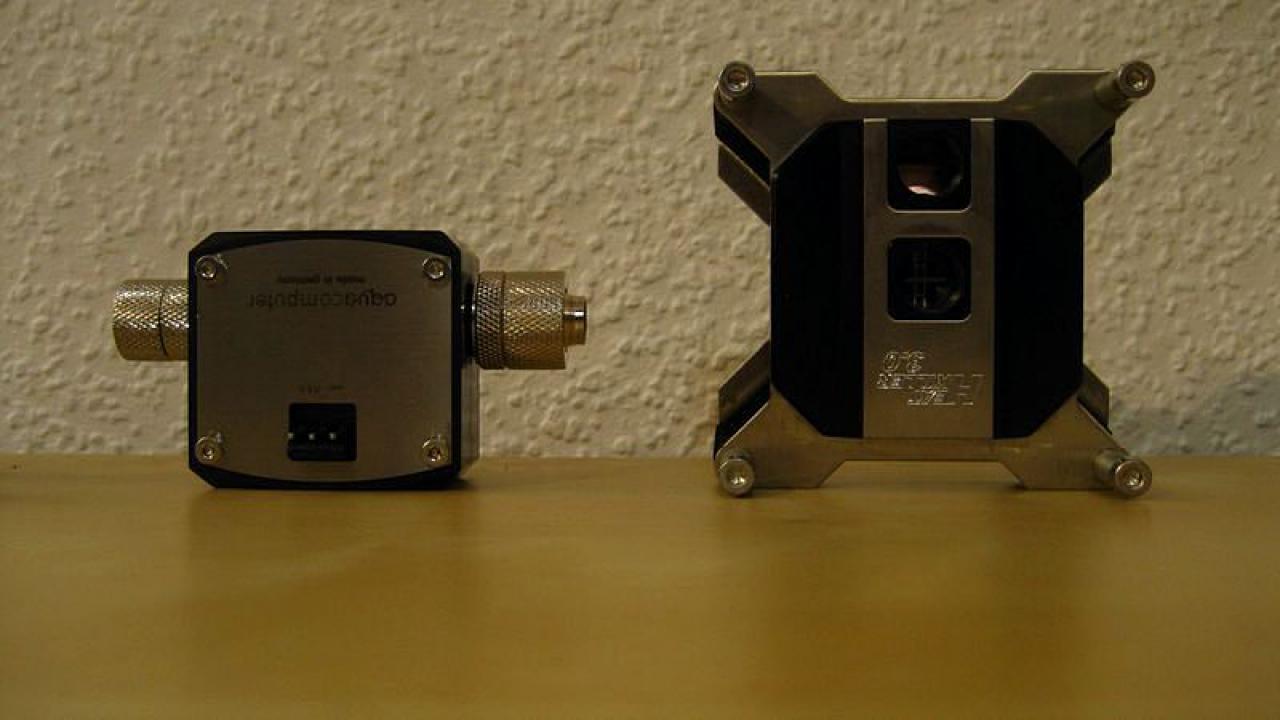 [29/04/2011] Langzeittagebuch mit überraschendem Defekt: Silverstone Fortress FT01 in elegant (18)