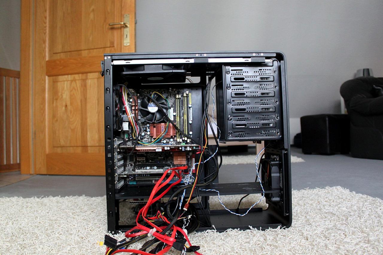 [29/04/2011] Langzeittagebuch mit überraschendem Defekt: Silverstone Fortress FT01 in elegant (26)