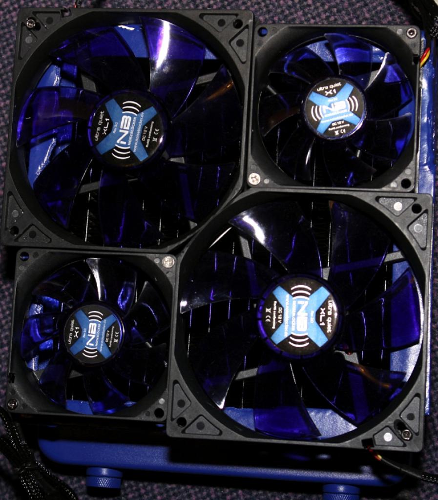 [08/04/2011] V351 Blue Force: die verblüffende Casemod mit über 6.000 Löchern (50)