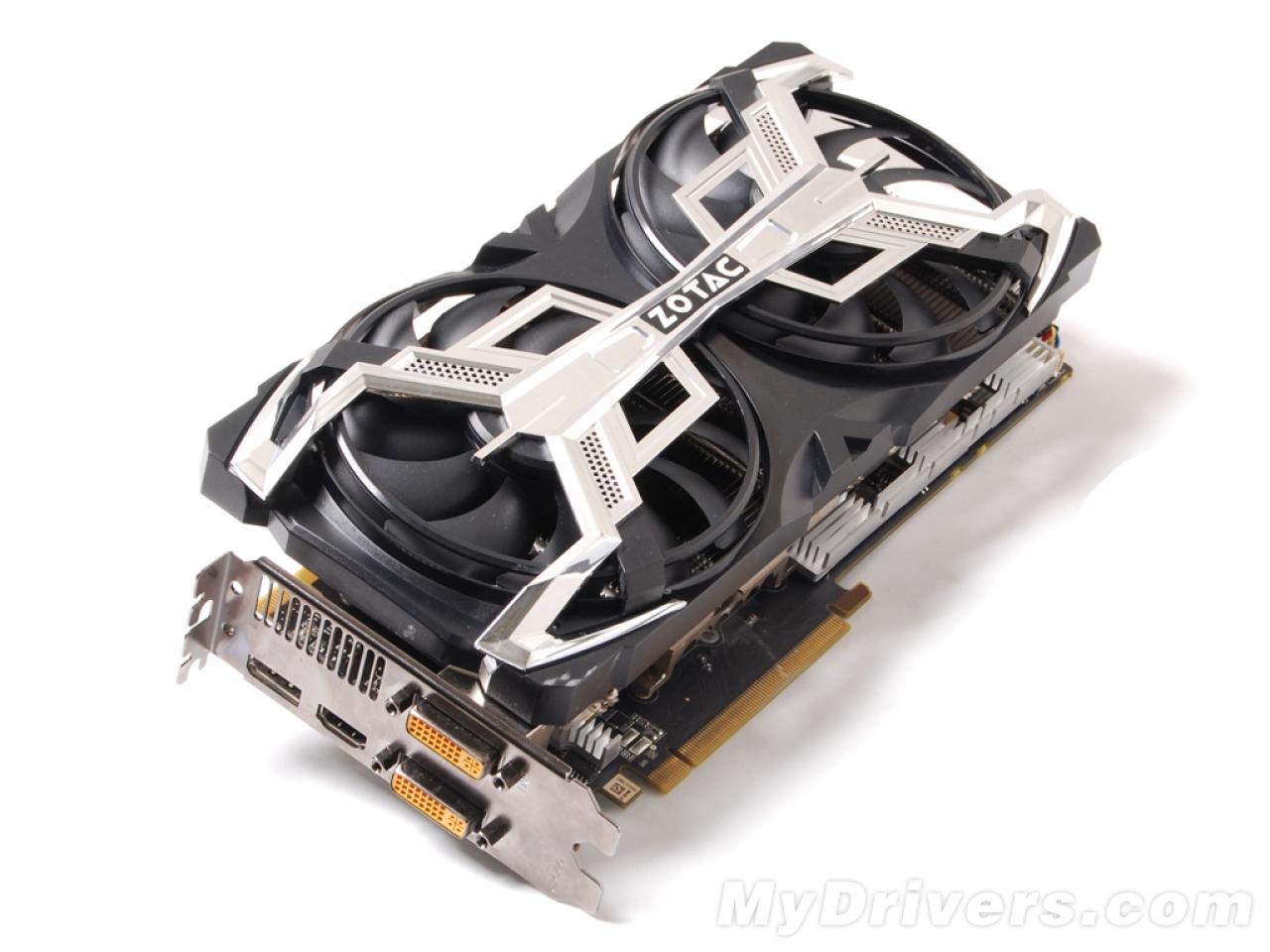 [23/04/2011] Zotac Geforce TX 580 Extreme Edition mit 16+2 Phasen: Schön war sich nicht, aber innere Werte waren vorhanden. Der GPU-Takt steigt von 772 MHz auf respektable 850 MHz, der verbaute Samsung GDDR5 ist für 2250 MHz (Standard: 2002 MHz) spezifiziert und soll mit 2200 MHz betrieben werden. Gekühlt wird die GPU von einem 3-4 Slots beanspruchenden Kühler mit zwei großen Lüftern und satten sechs 6-mm-Heatpipes.