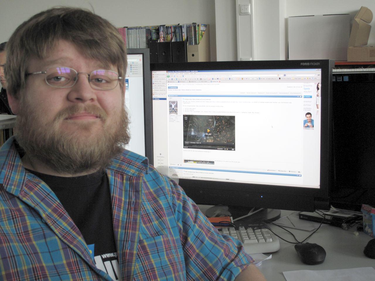 [27/05/2011] Stephan Wilke freut sich über eine neue Foren-Funktion: Endlich können auch Hwclip-Videos einfach eingebunden werden!