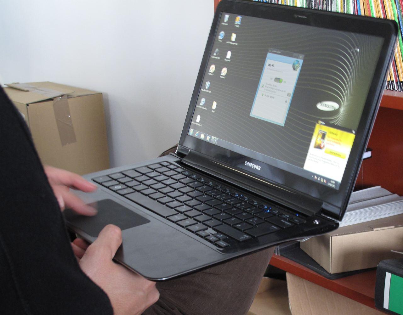 [27/05/2011] MacBook-Air-Konkurrent: Das Samsung Series 9 soll Apple das Leben schwerer machen. 