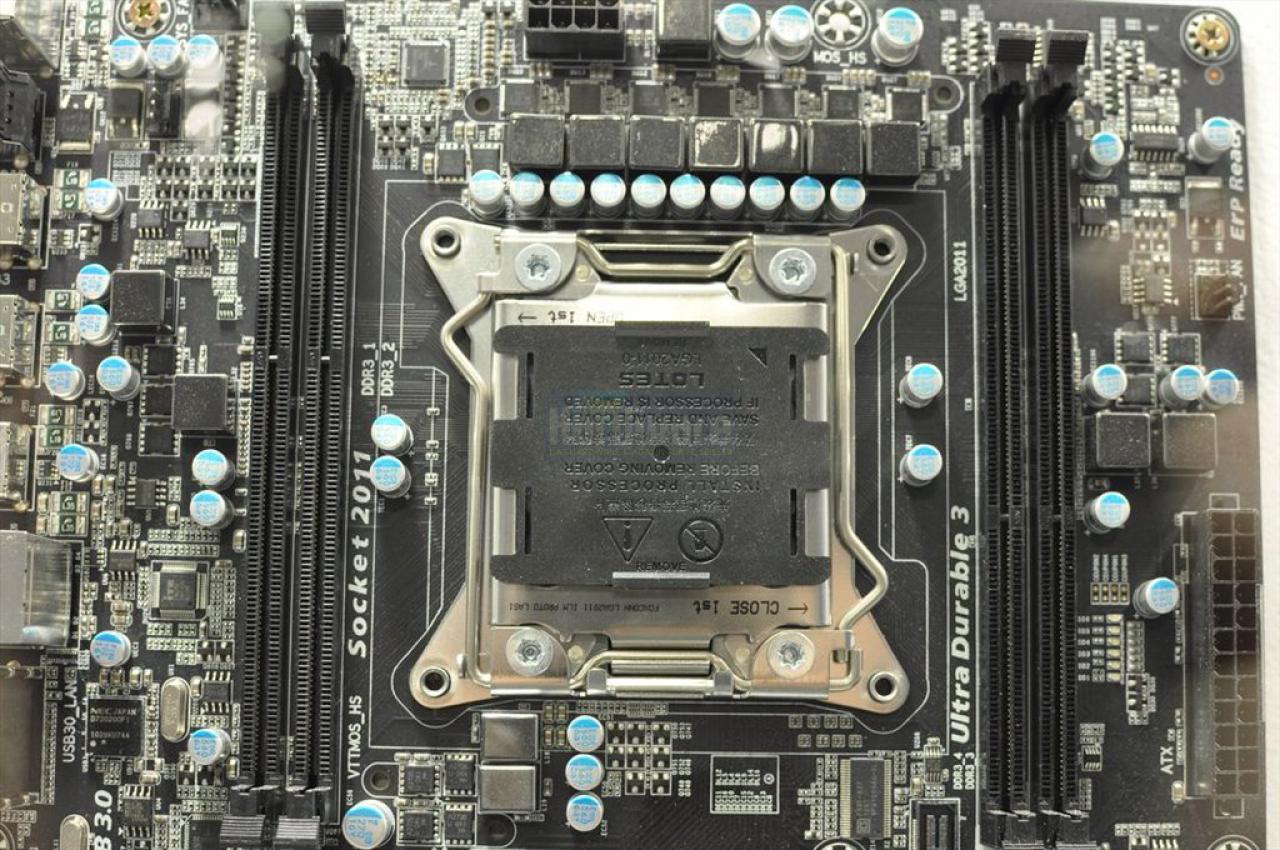 [31/05/2011] Computex: Diverse Hersteller zeigen ihre X79-Mainboards für Sockel 2011 - Update: Bildmaterial (4)