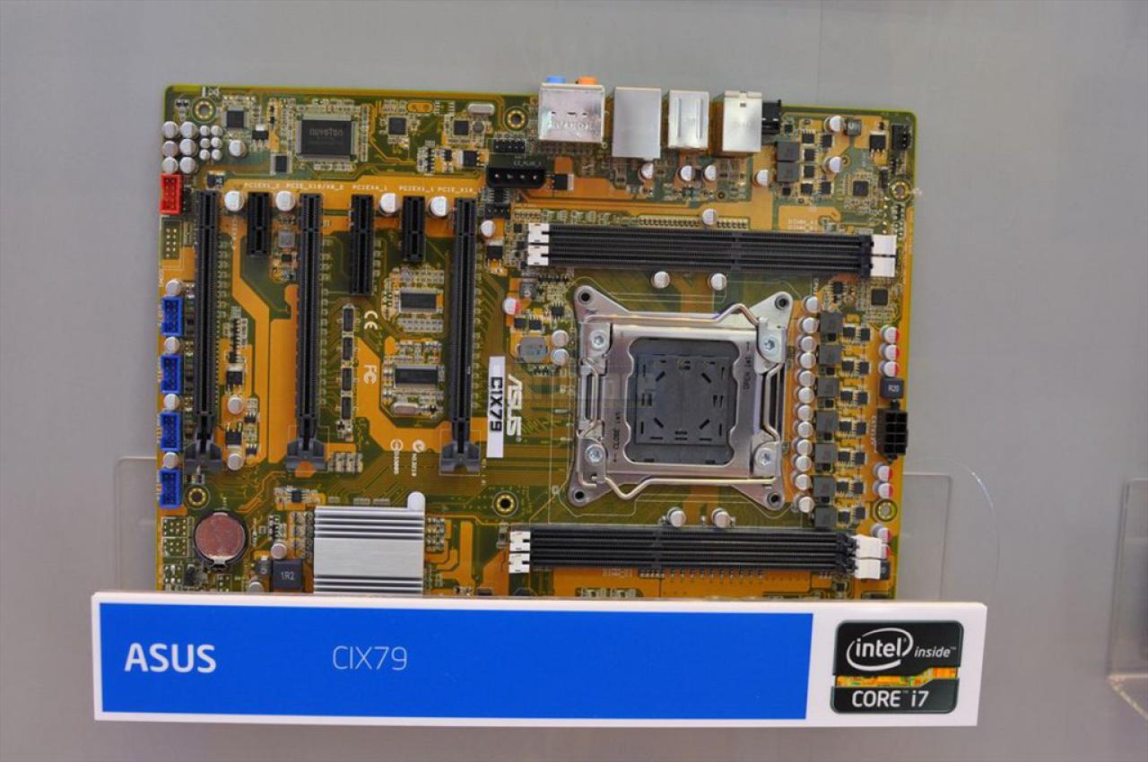 [31/05/2011] Computex: Diverse Hersteller zeigen ihre X79-Mainboards für Sockel 2011 - Update: Bildmaterial (16)