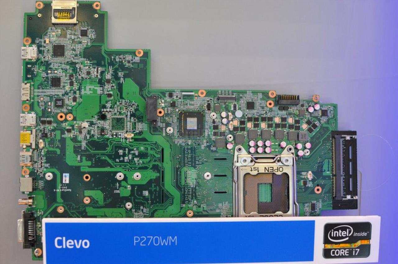 [31/05/2011] Computex: Diverse Hersteller zeigen ihre X79-Mainboards für Sockel 2011 - Update: Bildmaterial (25)