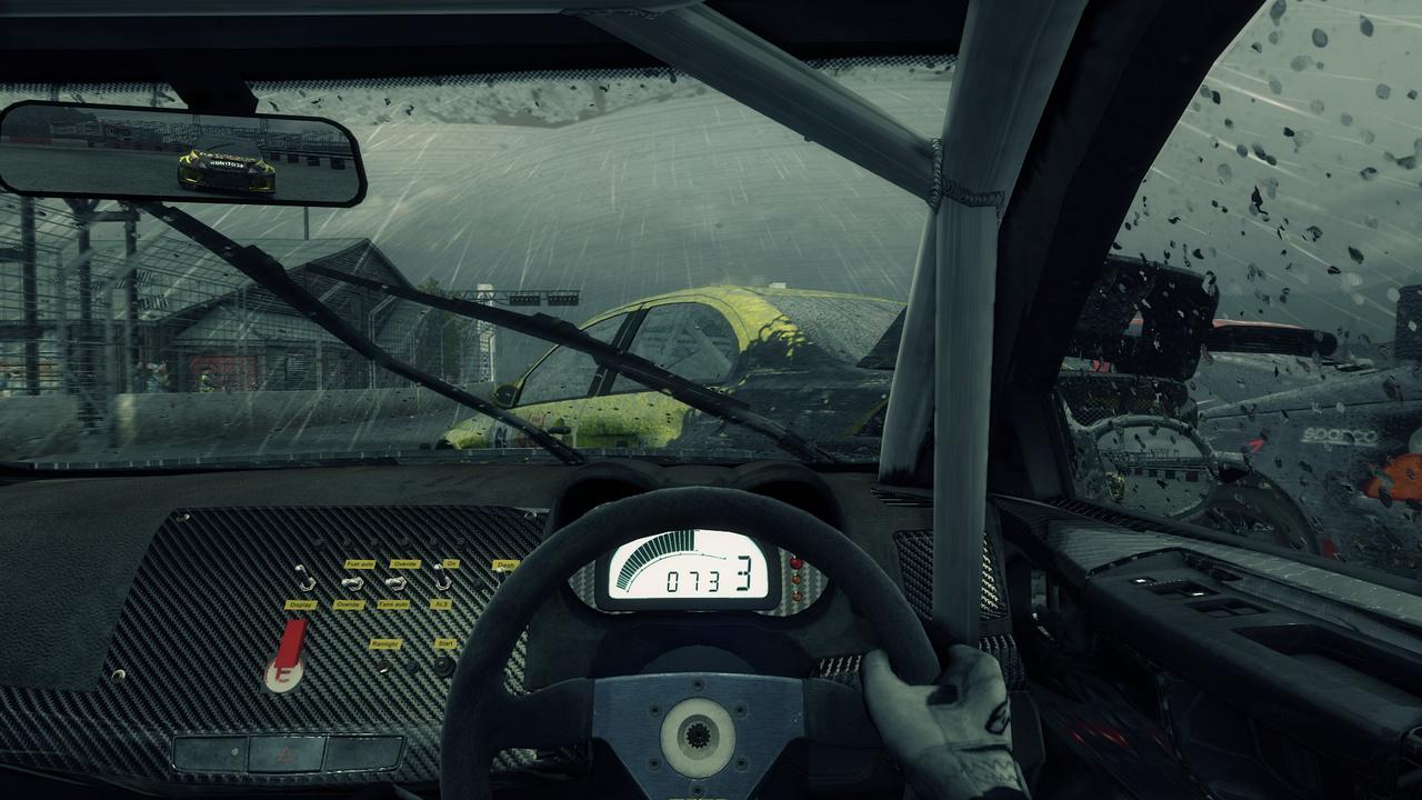 [25/05/2011] Dirt 3 (Flop): Es gießt wie aus Kübel, auf der Frontscheibe lassen sich aber nur alle paar Sekunden ein paar Tropfen wieder - klar, der Spieler soll noch etwas erkennen, dennoch befremdlich