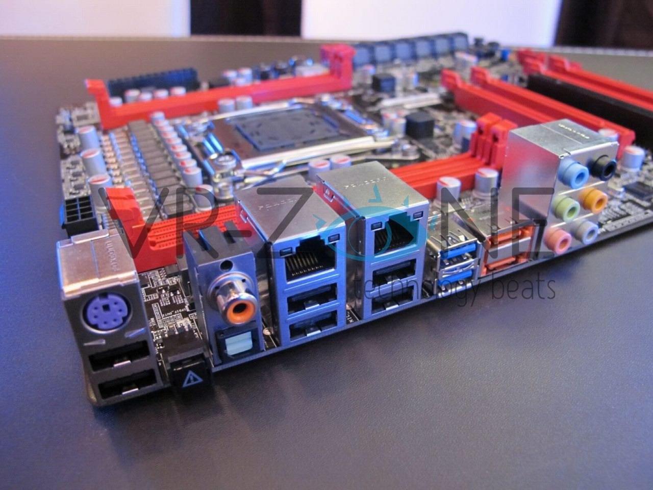 [30/05/2011] Foxconn QuantumForce X79 4