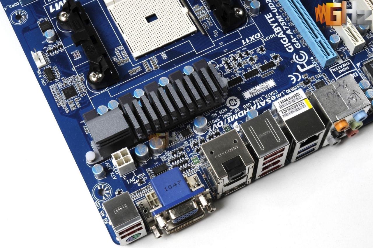 [26/05/2011] Gigabyte GA-A75M-UD2H (12)