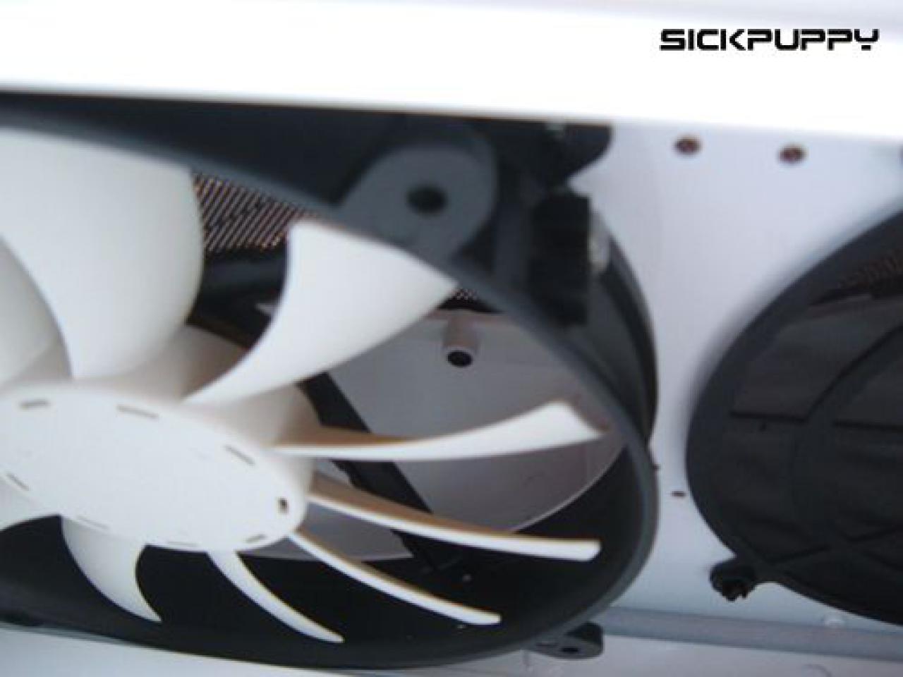[26/05/2011] Contest-Casemod: NXZT Phantom in weiß-oranger Bienenwaben-Optik (4)