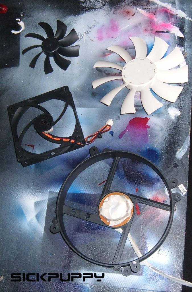 [26/05/2011] Contest-Casemod: NXZT Phantom in weiß-oranger Bienenwaben-Optik (13)