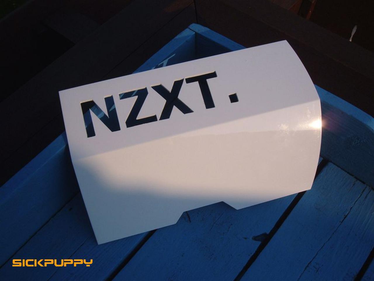 [26/05/2011] Contest-Casemod: NXZT Phantom in weiß-oranger Bienenwaben-Optik (22)