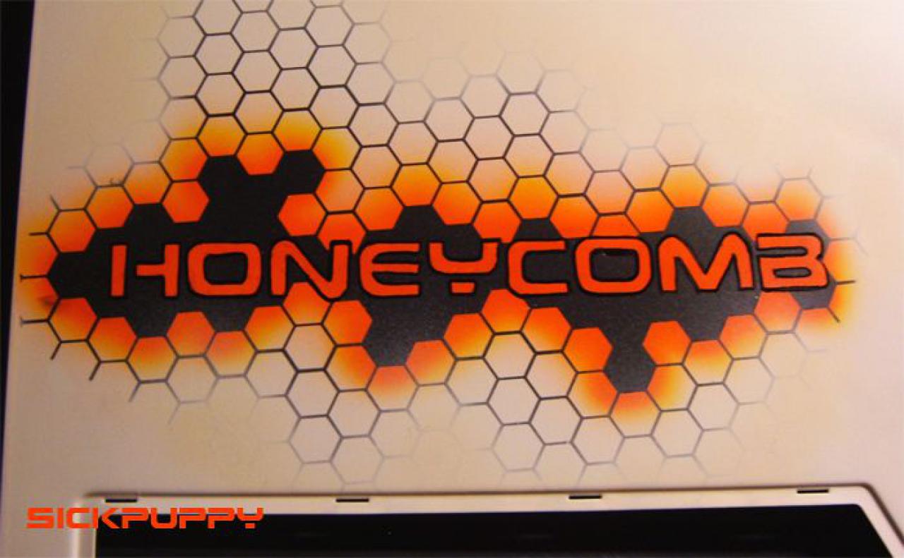 [26/05/2011] Contest-Casemod: NXZT Phantom in weiß-oranger Bienenwaben-Optik (31)