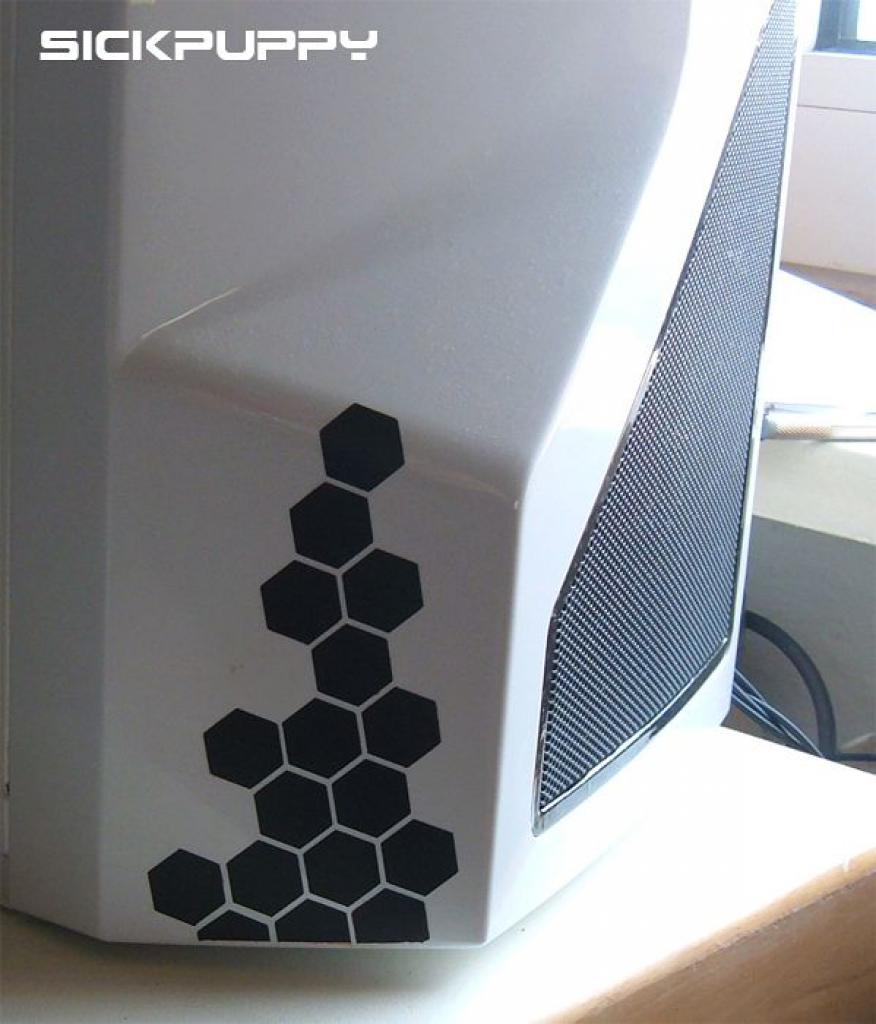 [26/05/2011] Contest-Casemod: NXZT Phantom in weiß-oranger Bienenwaben-Optik (61)