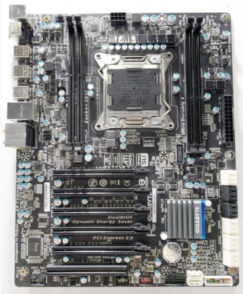 [30/05/2011] Gigabyte GA-X79A-UD3 (LGA2011)