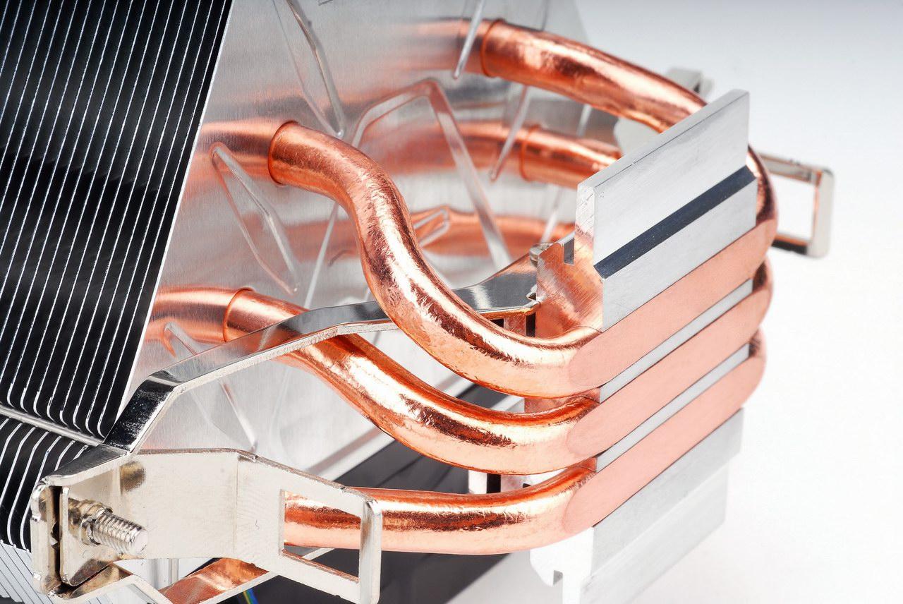 [05/05/2011] Zalman CNPS7X LED (4)
