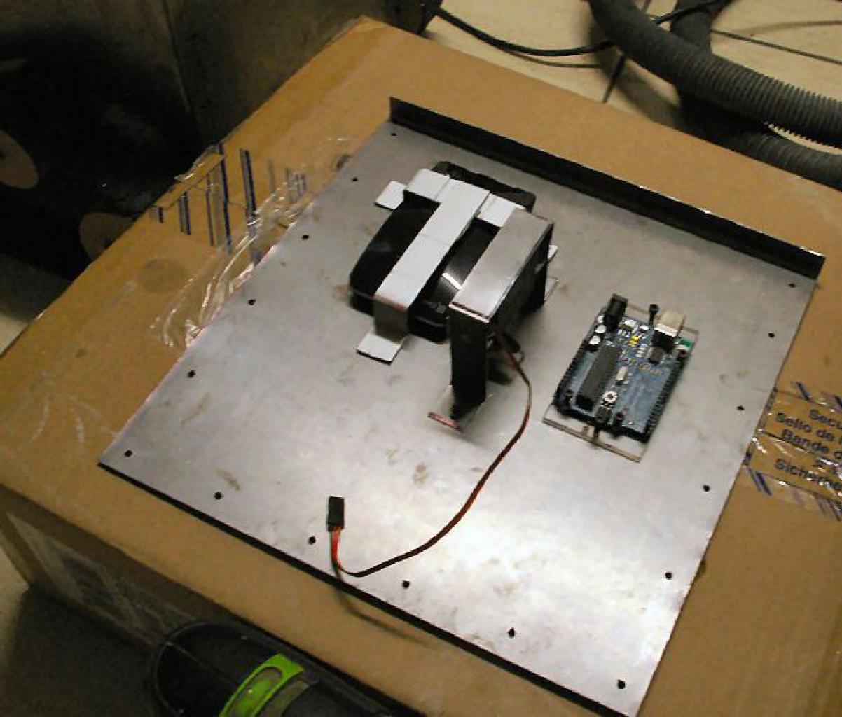 [27/05/2011] Spitzen-Casecon: Wall-E-PC fährt durch die Gegend und sieht dreidimensional (18)