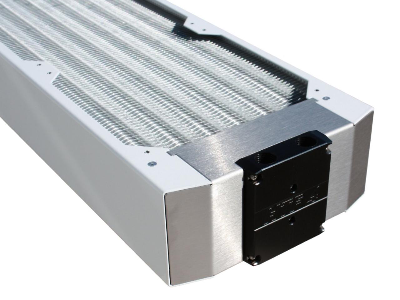[05/05/2011] Watercool stellt neuen 140-mm-Radiator vor (6)
