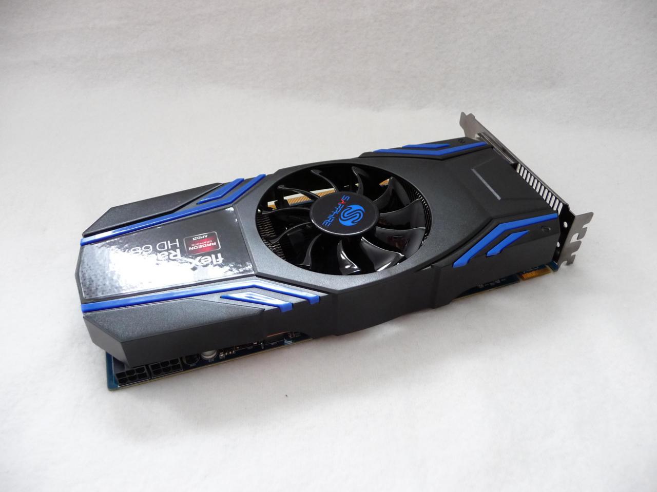 [23/05/2011] Dirt-3-Launch: Sapphire mit einer HD-6950- und einer HD-6870-Flex-Special Edition (3)