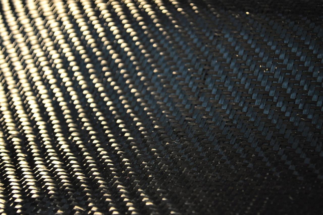 [20/05/2011] Nautilus: Eine tolle Carbon-Casecon entsteht mit selbst gebauter CNC-Fräse (4)