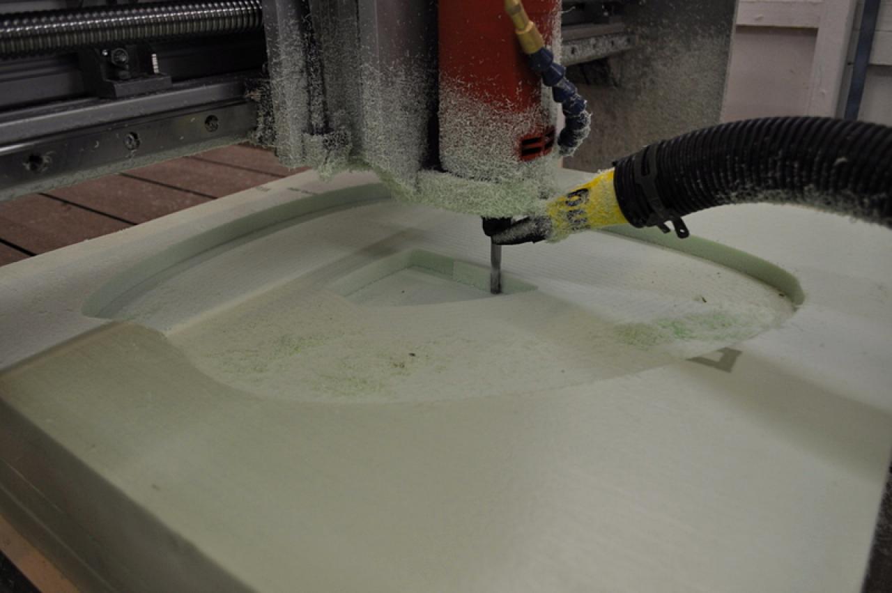 [20/05/2011] Nautilus: Eine tolle Carbon-Casecon entsteht mit selbst gebauter CNC-Fräse (14)