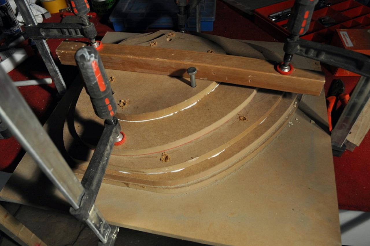 [20/05/2011] Nautilus: Eine tolle Carbon-Casecon entsteht mit selbst gebauter CNC-Fräse (23)