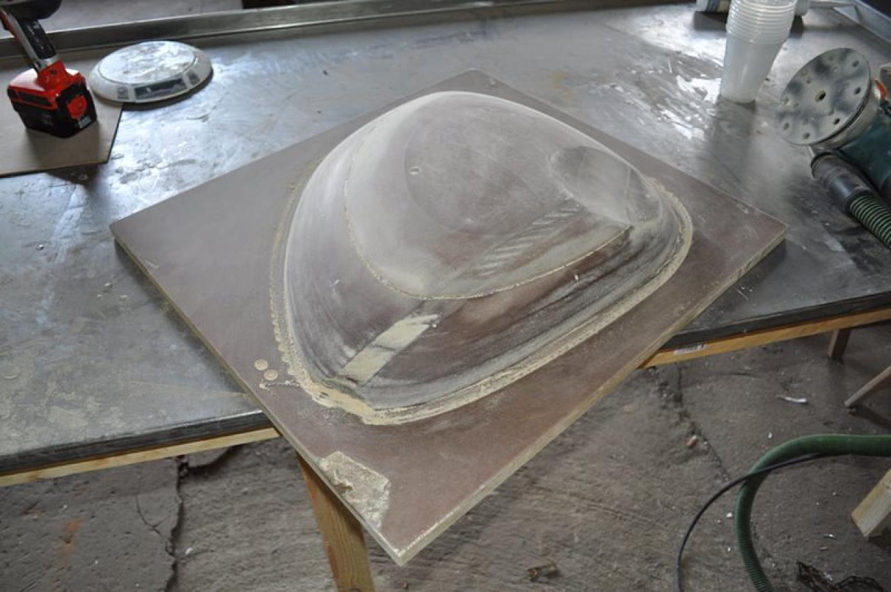 [20/05/2011] Nautilus: Eine tolle Carbon-Casecon entsteht mit selbst gebauter CNC-Fräse (35)