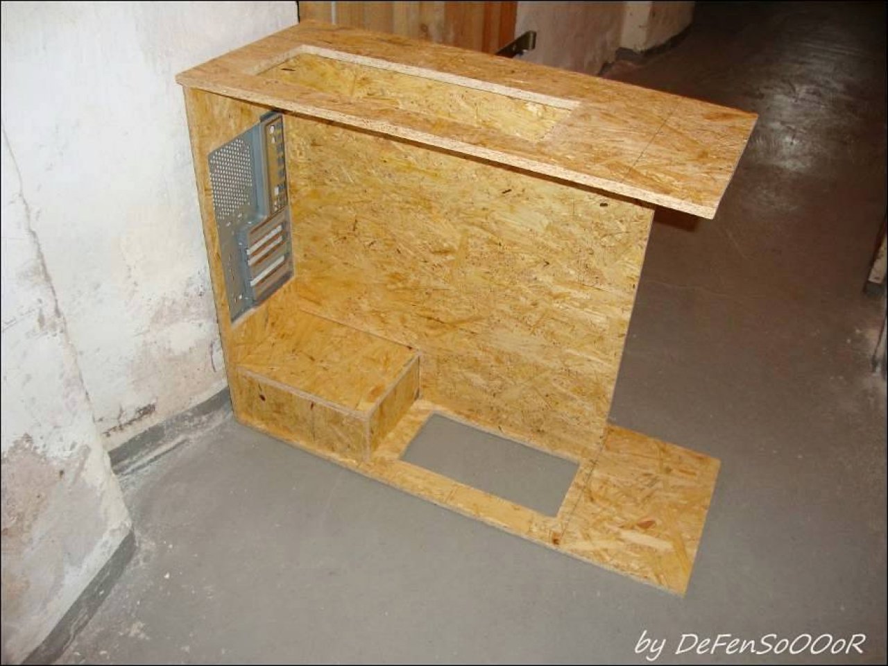 [06/05/2011] Tolles Casecon-Projekt: Hier entsteht ein PC in Stalker-Optik (46)