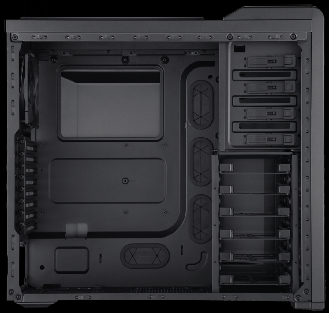 [01/06/2011] Neue Corsair-Gehäuse - R400 und R500 (3)