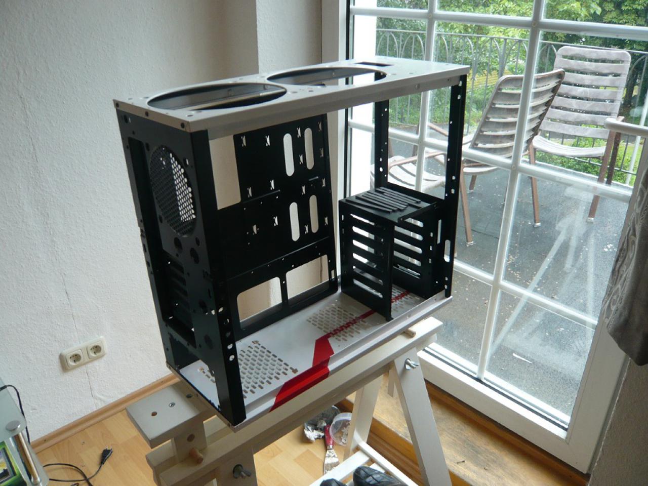 [20/06/2011] Endspurt beim Casemod-Contest: [Tagebuch] NZXT Phantom goes Lamorghini Caseking-PCGH-Wettbewerb von Sonic51 (4)