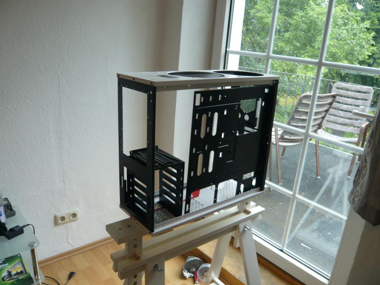 [20/06/2011] Endspurt beim Casemod-Contest: [Tagebuch] NZXT Phantom goes Lamorghini Caseking-PCGH-Wettbewerb von Sonic51 (5)
