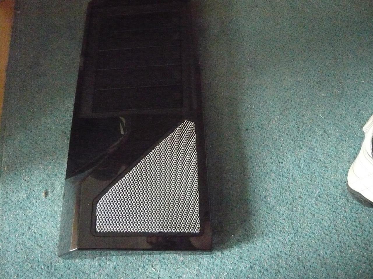 [20/06/2011] Endspurt beim Casemod-Contest: [Tagebuch] NZXT Phantom goes Lamorghini Caseking-PCGH-Wettbewerb von Sonic51 (9)