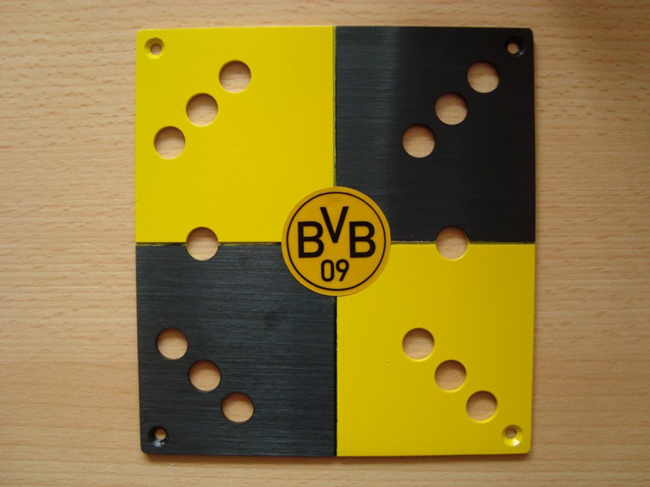 [20/06/2011] Endspurt beim Casemod-Contest: [Tagebuch] NZXT Phantom BVB Caseking-PCGH-Wettbewerb von Falcony6886 (11)