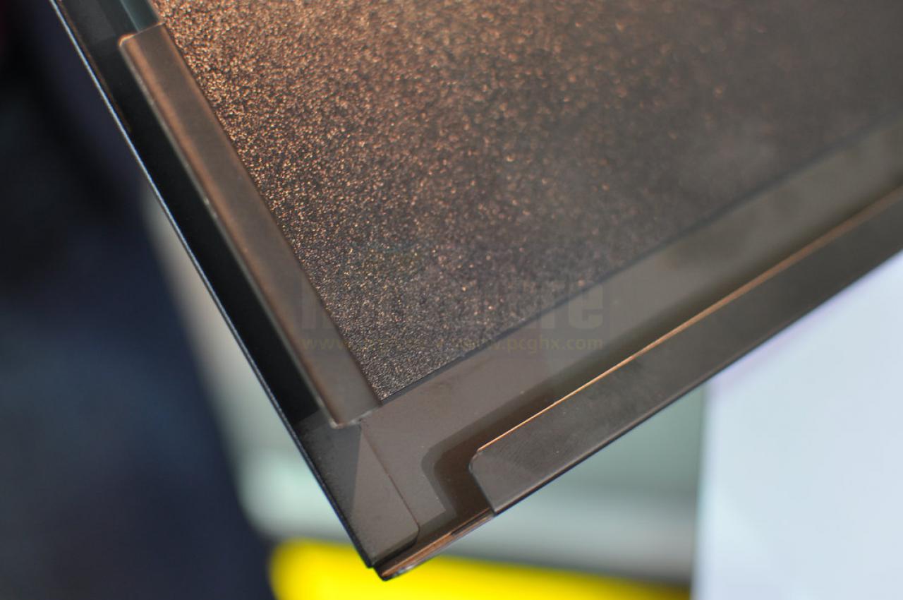 [03/06/2011] Antec Solo II 08