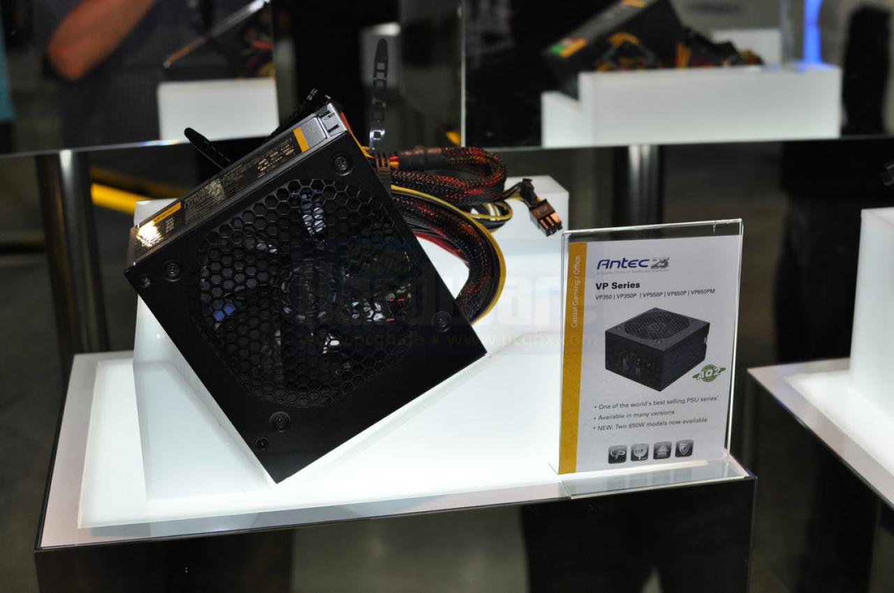 [03/06/2011] Antec VP Series 01