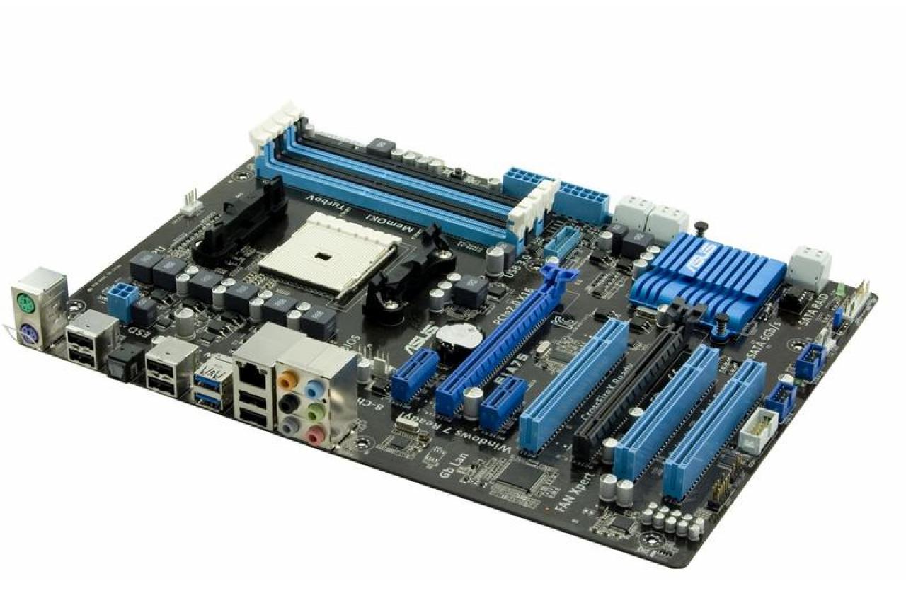 [30/06/2011] Asus F1A75 031