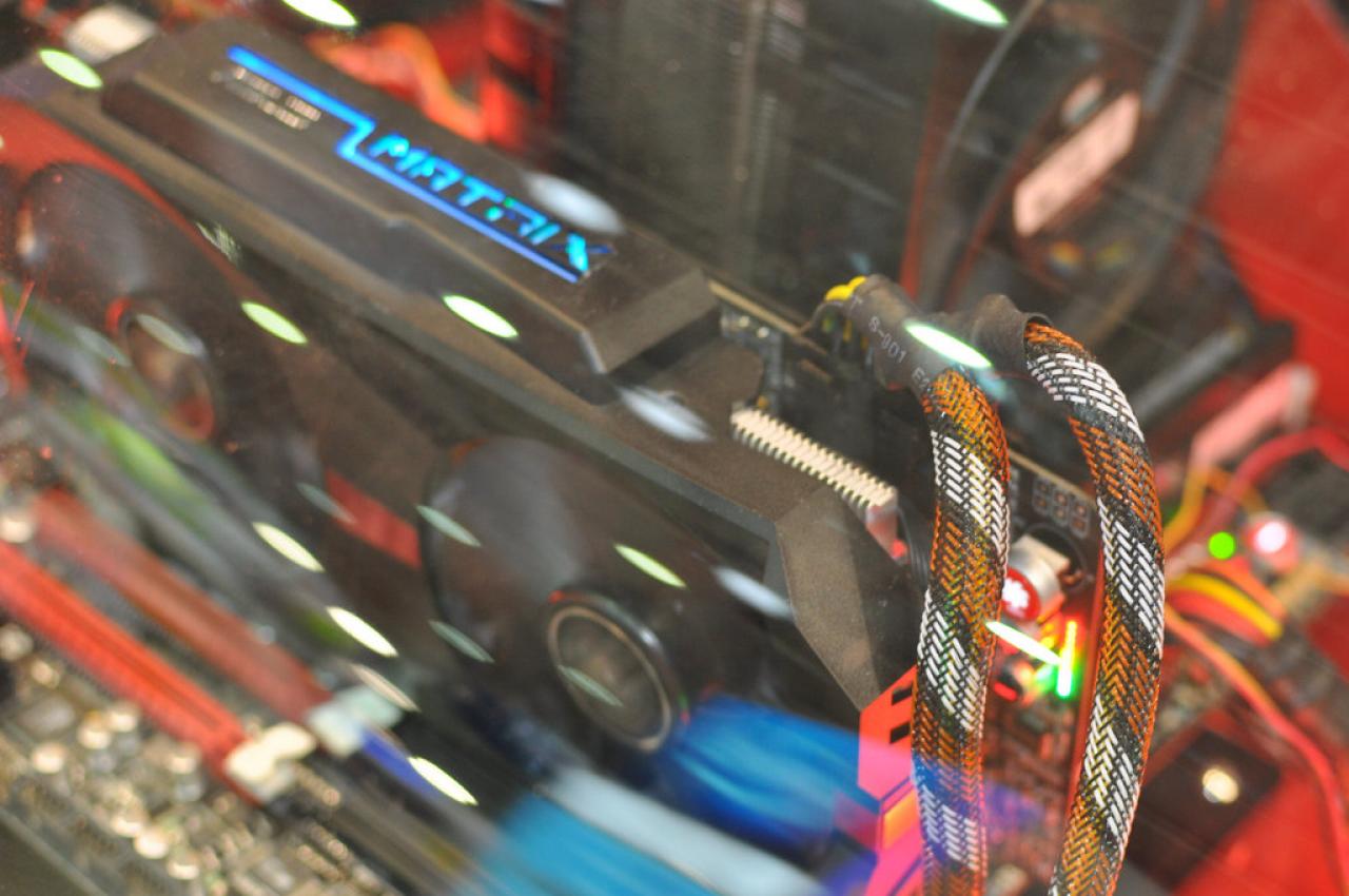 [07/06/2011] Asus ROG MATRIX GTX 580 Platinum (15)