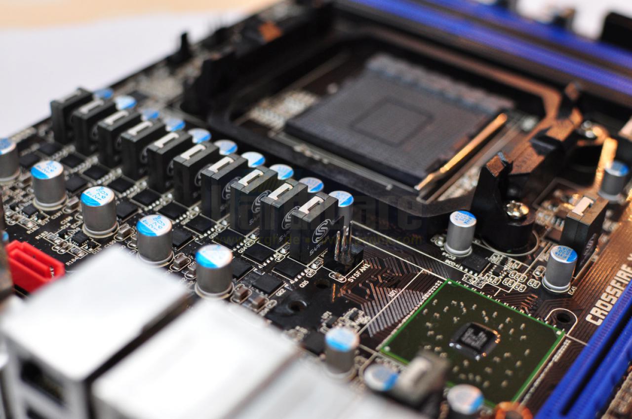 [03/06/2011] AMD: Bulldozer-Chipsätze für AM3+-Mainboards vorgestellt (21)