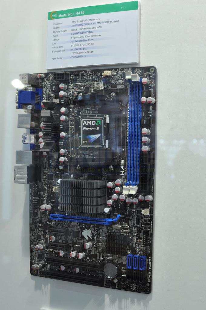[03/06/2011] AMD: Bulldozer-Chipsätze für AM3+-Mainboards vorgestellt (22)