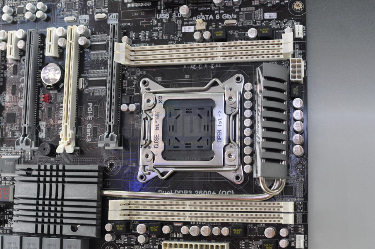 [03/06/2011] AMD: Bulldozer-Chipsätze für AM3+-Mainboards vorgestellt (27)