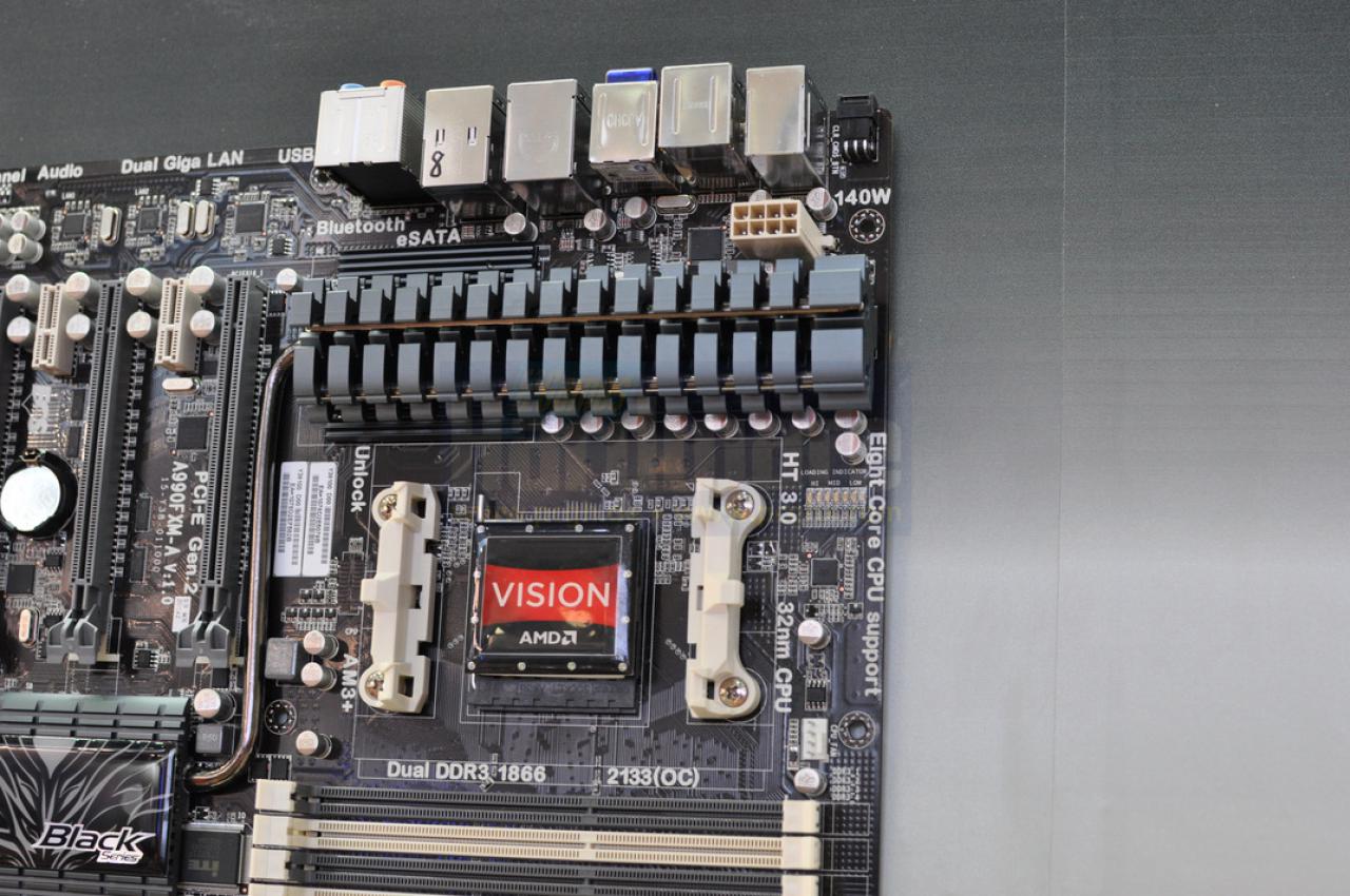 [03/06/2011] AMD: Bulldozer-Chipsätze für AM3+-Mainboards vorgestellt (29)