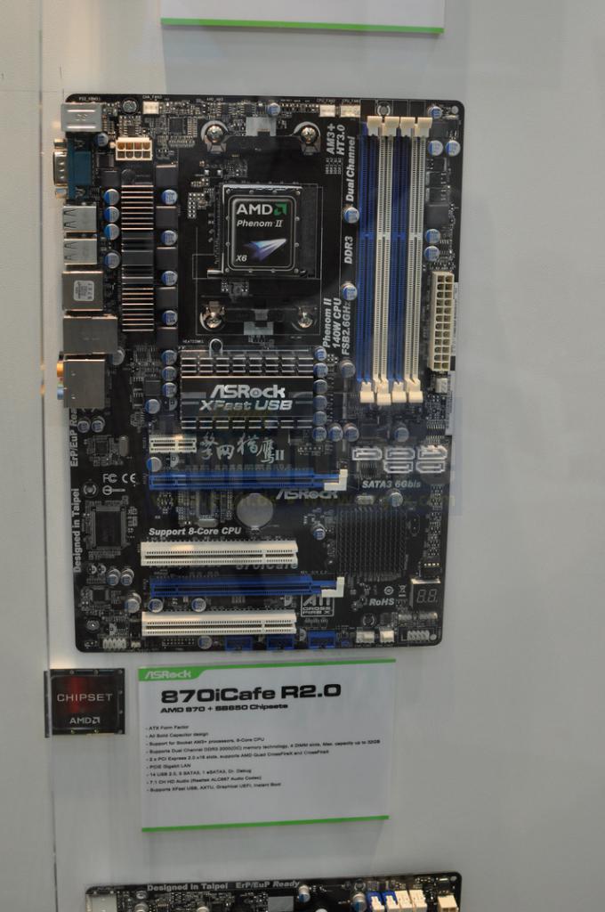 [03/06/2011] AMD: Bulldozer-Chipsätze für AM3+-Mainboards vorgestellt (39)